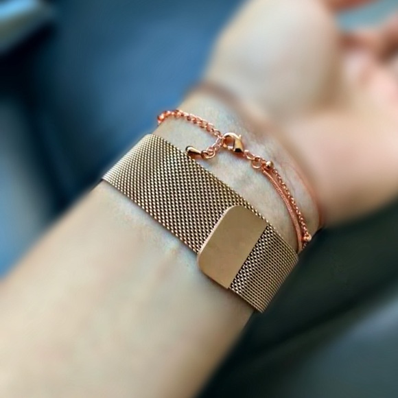 Metallic magnetic watch band - Picture 2 of 3